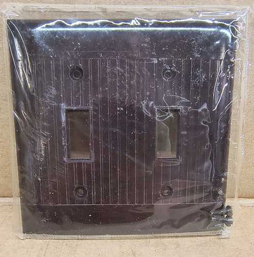Sierra vintage bakelite - sierra,